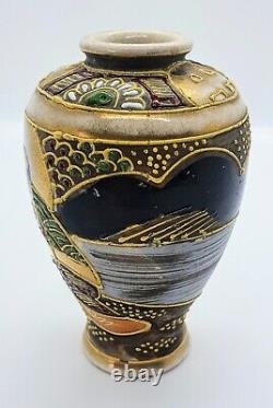 1920s Japanese miniature Satsuma Vase Maruni Under the Shimazu Family Crest