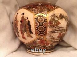 A superb intricately painted Antique Japanese Meiji Era Satsuma vase Repaired