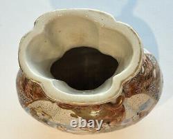 ANTIQUE SATSUMA EARTHENWARE POTTERY VASE MEIJI PERIOD Signed