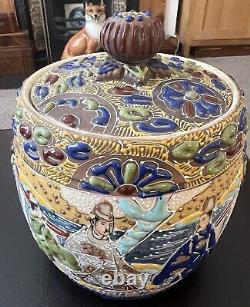 Antique 1920s/30s Japanese Handpainted Satsuma Lidded Biscuit Barrel