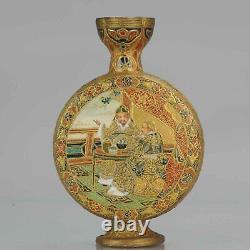Antique 19th C Japanese Satsuma Moonflask vase Japan Figures Meiji Period