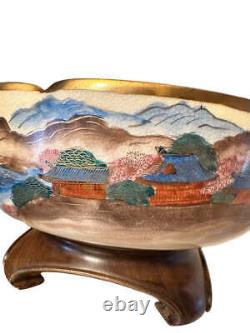 Antique Japanese Satsuma 8.5in Bowl, Hand Made & painted. Taisho period Signed