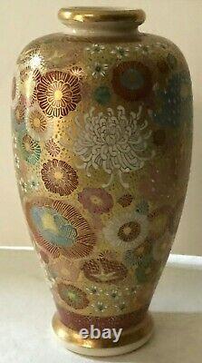 Antique Japanese Satsuma Thousand Flowers Vase Meiji Period 1842-1916