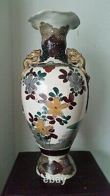 Antique Japanese Satsuma Vase Urn with Warriors SIGNED c. 1920