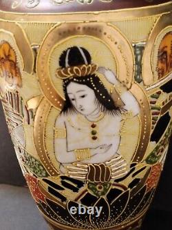 Antique Japanese Satsuma vase. 1868-1912. Not a modern copy. Hand-painted, unique