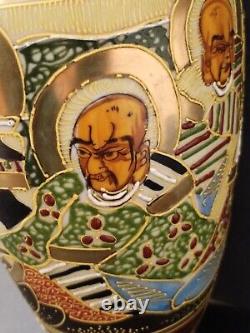 Antique Japanese Satsuma vase. 1868-1912. Not a modern copy. Hand-painted, unique