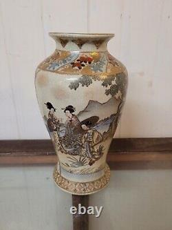 Antique Japenese Meiji Period Satsuma Vase Gilded And Signed