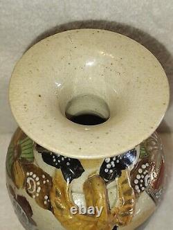 Antique Meiji Japanese Satsuma Samurai Warrior Urn Vase Kinkozan Quality Urn