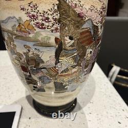 Antique Meiji Satsuma Pair of vases depicting Samuri scenes