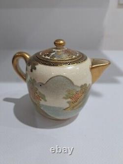 Antique Meiji period Japanese Satsuma Tea Pot Japan 19th c