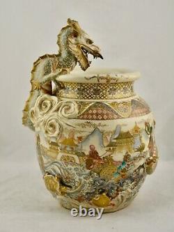 Antique Meiji-period Japanese Satsuma dragon relief ware vase attr. Makuzu Kozan