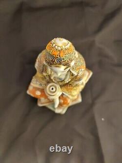 Antique Satsuma Kannon/Guanyin Goddess Of Mercy Japanese Statue Figurine 10