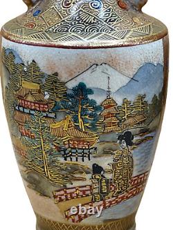 Antique Satsuma Vases Meiji-Taisho Era Shimazu Crest Yasui Signature