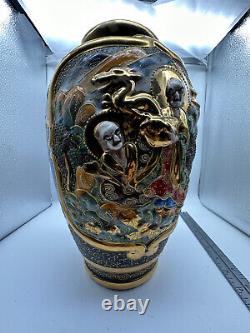 Antique Signed Japanese Satsuma Vase 12.25 Tall 4.5 Base 8 dia Gold Paint 3D