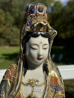 Beautiful Quality Antique Japanese Porcelain Satsuma Kwan Yin