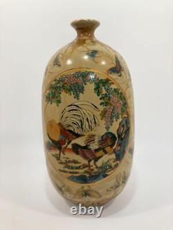 CHICKEN BIRD BUTTERFLY Old SATSUMA Vase Signed by TAKIYAMA Japanese Antique Art