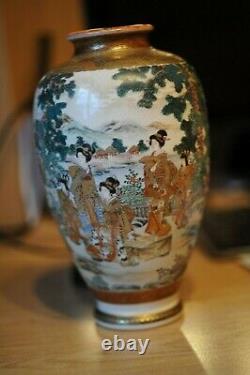 Elegant Japanese Antiques Enamel Satsuma Vase Meiji Period