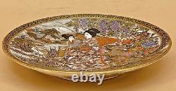 Fine Japanese meiji Satsuma Plate With Detailed Decor By Kikkoen Zo