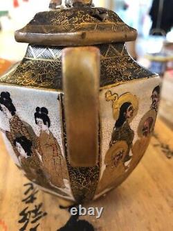 Fine Meiji Era Satsuma vase by Hotoda