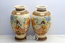 Fine Pair of Antique Japanese Satsuma Vases Sennosuke Kusube pottery