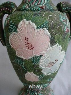 Gorgeous Japanese Meiji Heavy Moriage Pair Of Handled Vases 12 Geishas Satsuma