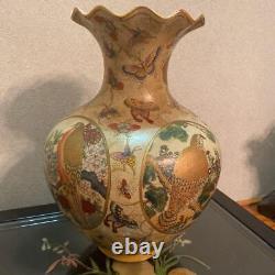Japanese Pottery Satsuma ware gold paint Vase Height 15in By Takizan