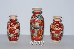 Japanese satsuma vases