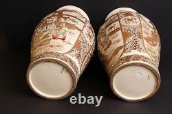 Large decorative pair of SATSUMA vases, Meiji periode, 19th century