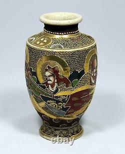 Meji Period Hand Crafted Antique Japanese Satsuma Vase Exquisite (5 Figures)