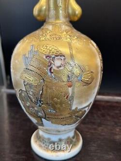 Pair of Gorgeous Antique Japanese Satsuma Vases M arked Nashida Zo 12 N83