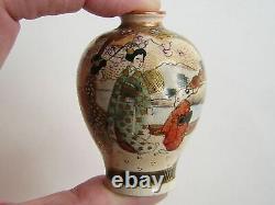 Pair of antique miniature Japanese Satsuma vases Shuzan (5055)