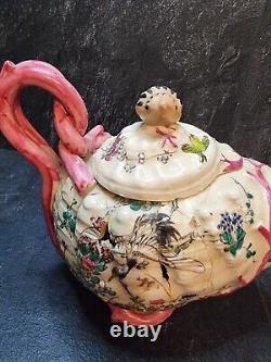 Rare Antique Satsuma Style Japanese Porcelain Tea Pot Damaged