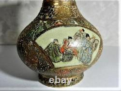 SATSUMA ware pottery Vase person pattern Height 5.9 inch Japanese Antique