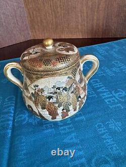 Satsuma Sugar Bowl With Top Delicate Gold Designes