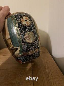 Vintage Japanese Satsuma vase Hand Painted Meiji Style