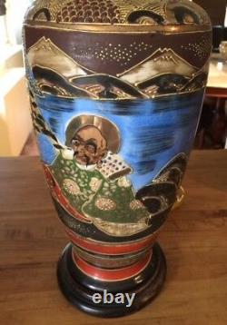Vintage Satsuma Vase Table Lamp, 23 h, Japanese Figures, Wooden Pedestal